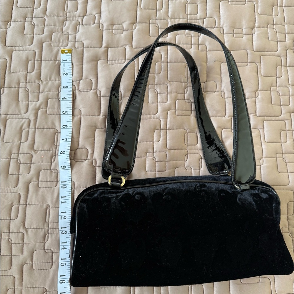 Moschino Black Velvet Embossed Apples With Patent Leather Straps Bag - Picture 11 of 15